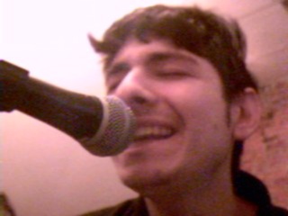 Definitely one of the more attractive faces i make while singing, if you can believe it...